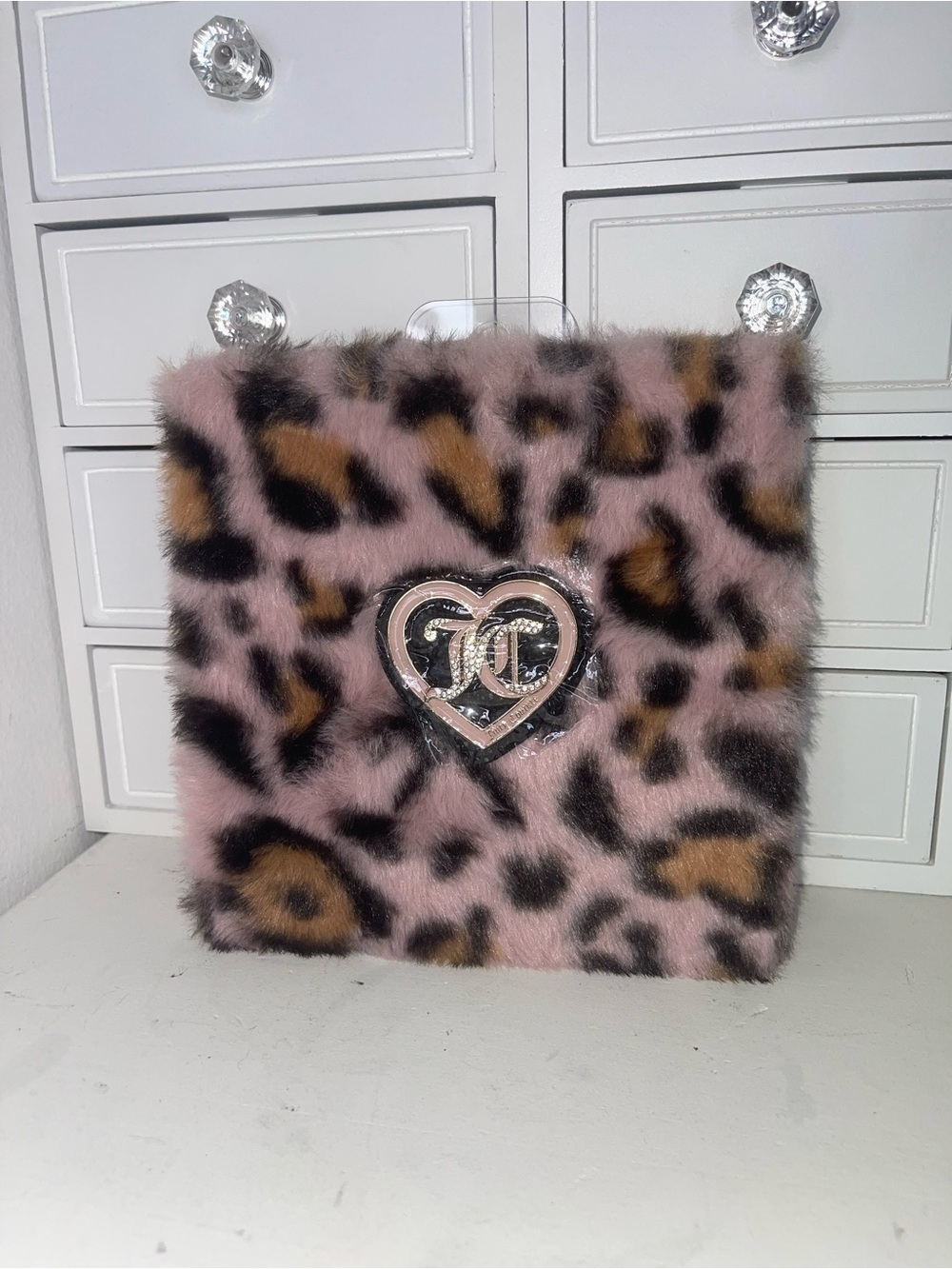 NWT Juicy Couture Pink Eyeshadow Palette with Furry Cover
